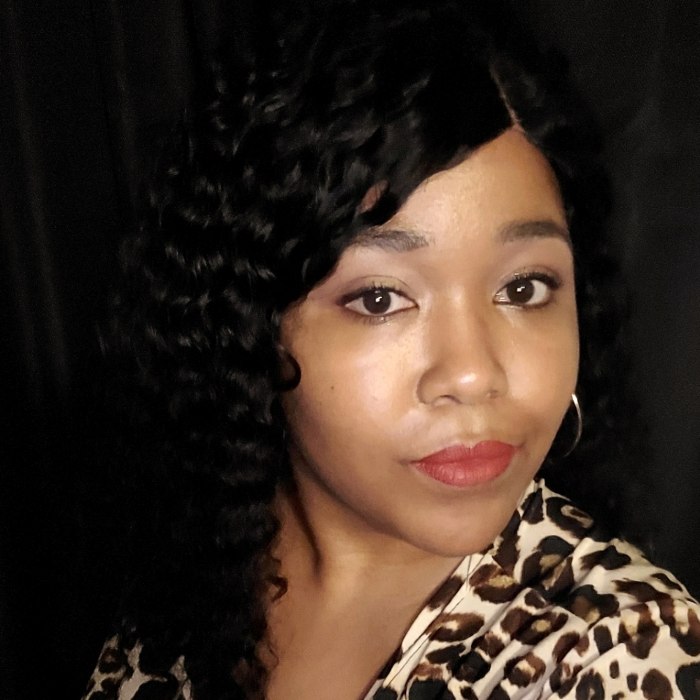 Meet your Posher, Andrea